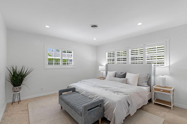 233 MARYLAND Drive, Lake Worth Beach, FL 33460