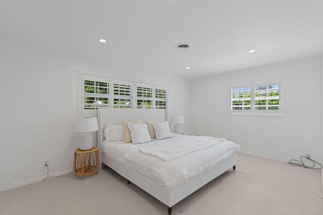 233 MARYLAND Drive, Lake Worth Beach, FL 33460