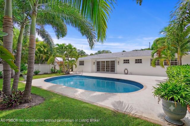 233 MARYLAND Drive, Lake Worth Beach, FL 33460