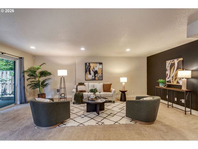 10105 Sw SIRE Ter, Beaverton, OR 97008