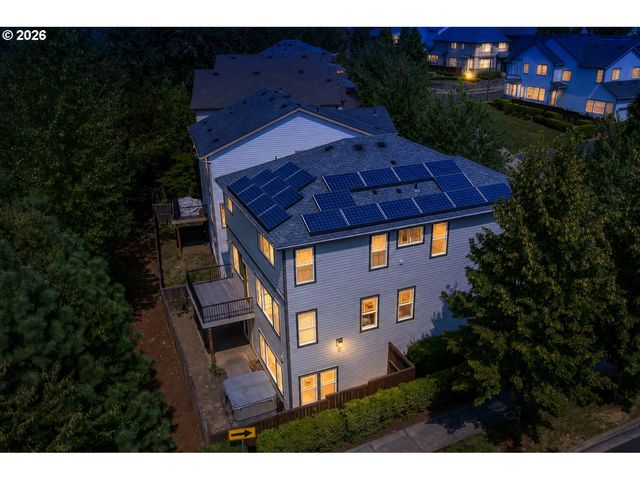 10105 Sw SIRE Ter, Beaverton, OR 97008