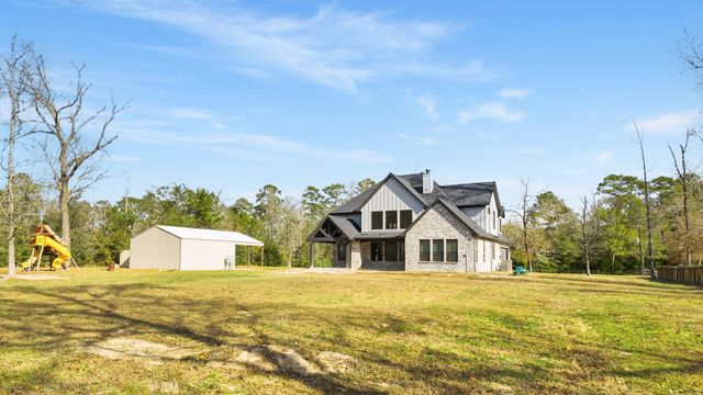 40915 Friartuck Drive, Montgomery, TX 77316