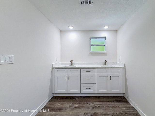 317 NE 13th Terrace, Crystal River, FL 34428