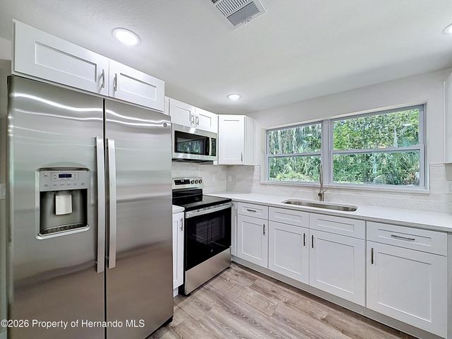 317 NE 13th Terrace, Crystal River, FL 34428