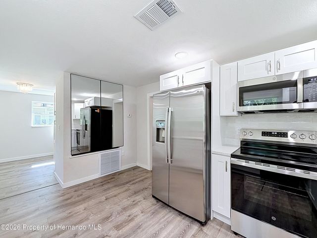 317 NE 13th Terrace, Crystal River, FL 34428
