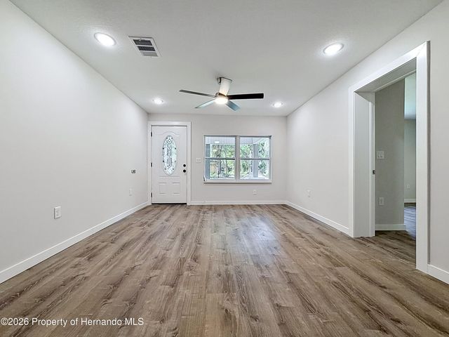 317 NE 13th Terrace, Crystal River, FL 34428