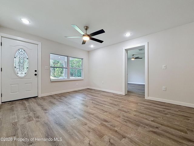 317 NE 13th Terrace, Crystal River, FL 34428
