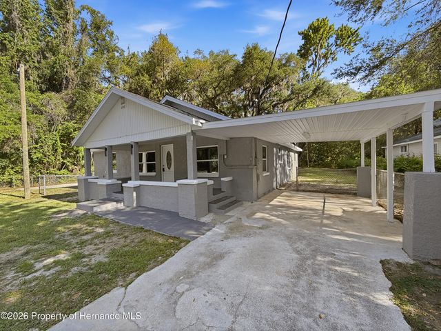 317 NE 13th Terrace, Crystal River, FL 34428