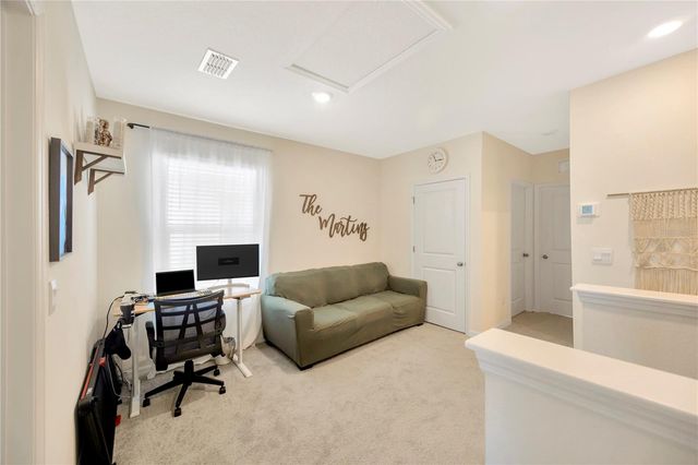 5674 BANBURY RIDGE RUN, Wesley Chapel, FL 33545