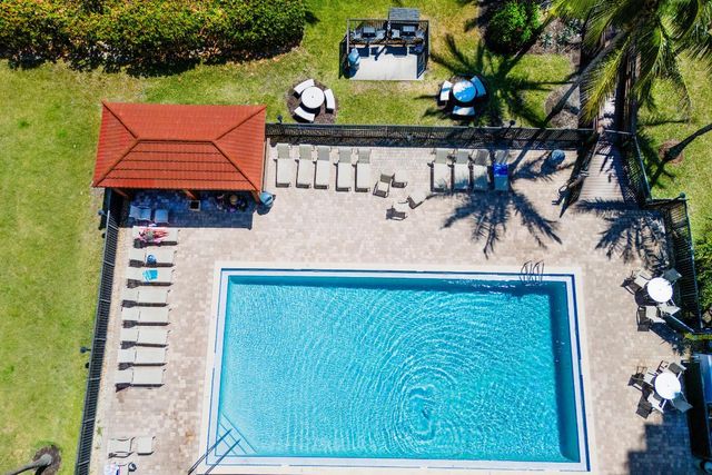 4250 N Highway A1a 705, Hutchinson Island, FL 34949