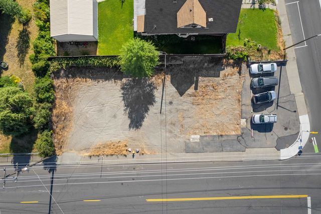 2101 E Illinois Ave, Spokane, WA 99207