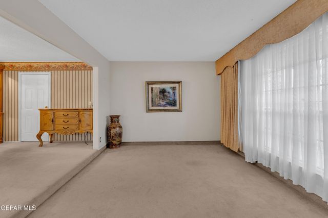 11001 TOM WEISKOPF Drive, El Paso, TX 79936