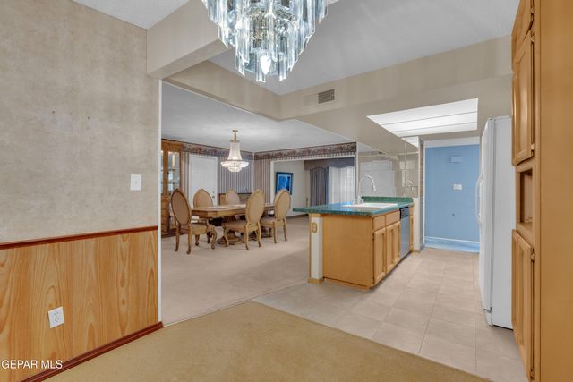 11001 TOM WEISKOPF Drive, El Paso, TX 79936