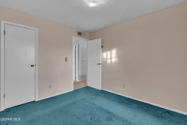 11001 TOM WEISKOPF Drive, El Paso, TX 79936