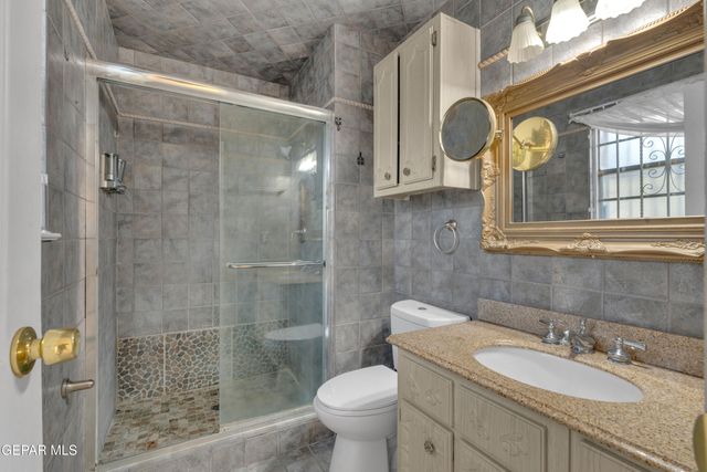 11001 TOM WEISKOPF Drive, El Paso, TX 79936