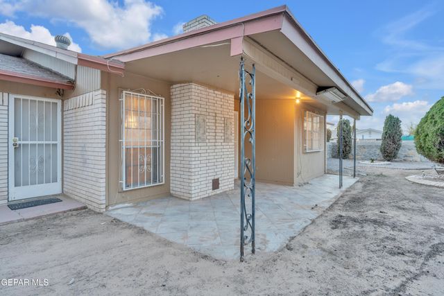 11001 TOM WEISKOPF Drive, El Paso, TX 79936