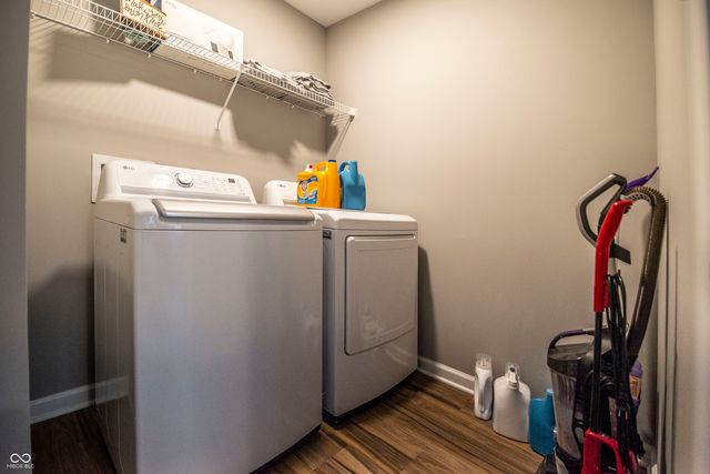 6024 Medina Spirit Drive, Indianapolis, IN 46237