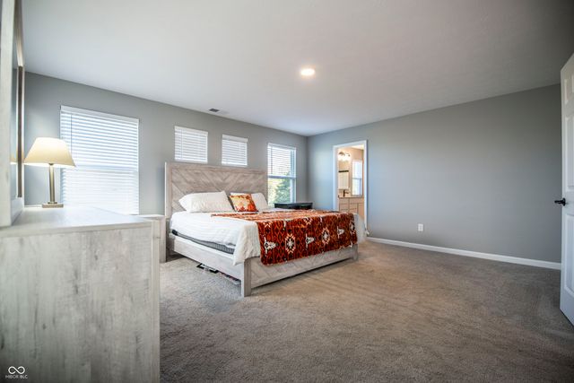 6024 Medina Spirit Drive, Indianapolis, IN 46237