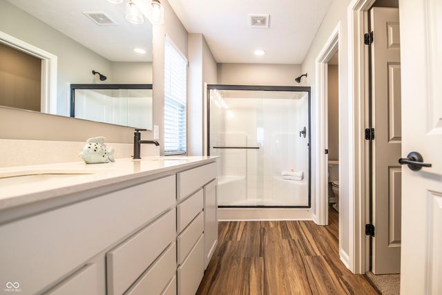 6024 Medina Spirit Drive, Indianapolis, IN 46237