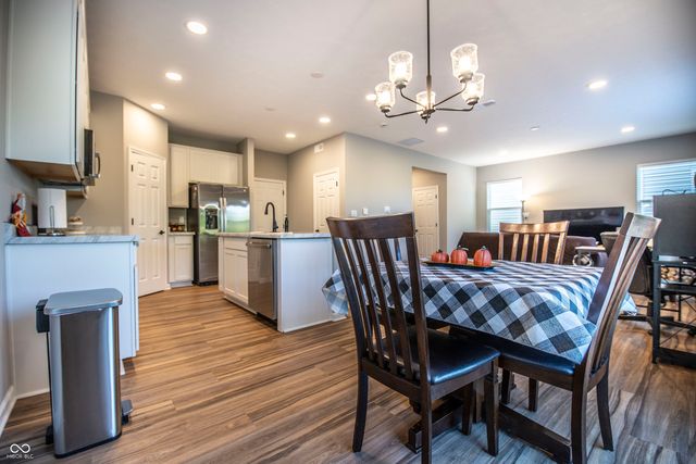 6024 Medina Spirit Drive, Indianapolis, IN 46237