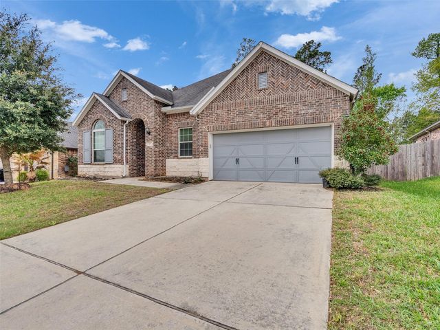 375 Westlake Terrace Drive, Conroe, TX 77304