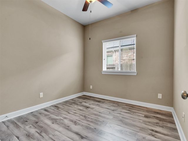 375 Westlake Terrace Drive, Conroe, TX 77304