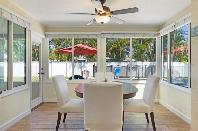 731 44TH AVENUE NE, St Petersburg, FL 33703