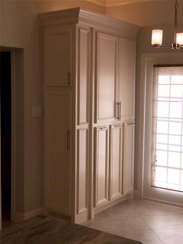 10310 Chevy Chase Drive, Houston, TX 77042