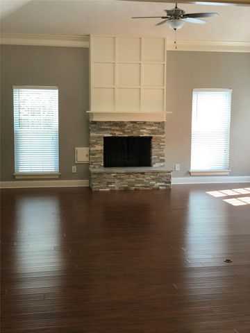 10310 Chevy Chase Drive, Houston, TX 77042