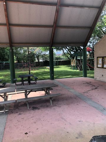 10310 Chevy Chase Drive, Houston, TX 77042