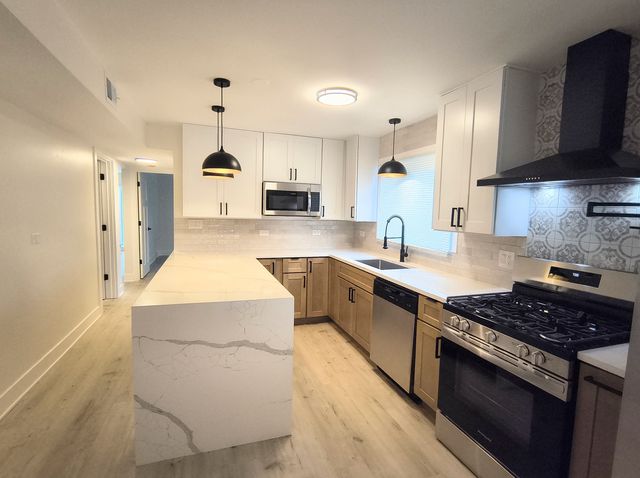 2934 W 103rd Street, Chicago, IL 60655
