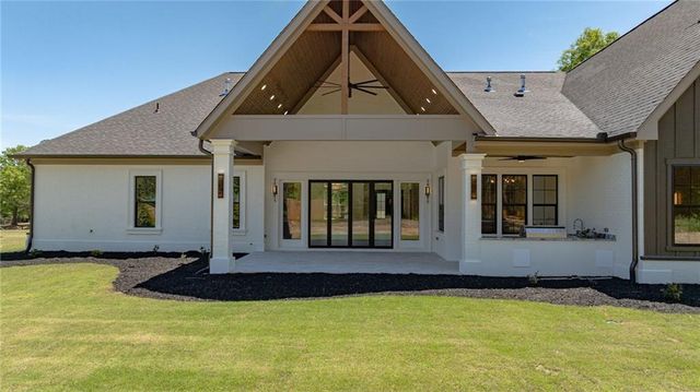 2366 Wall Road, Monroe, GA 30655