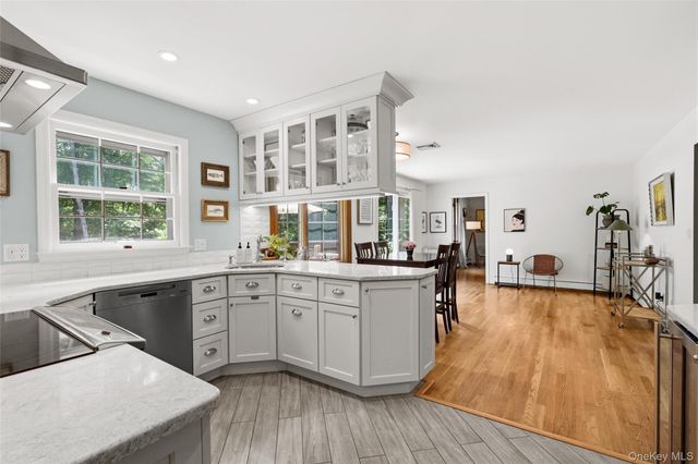 9 Cross Pond Road, South Salem, NY 10590