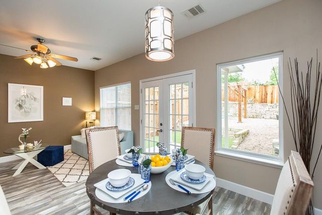 1700 Perez ST B, Austin, TX 78721