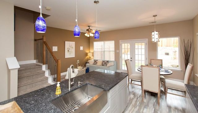 1700 Perez ST B, Austin, TX 78721