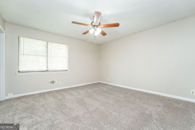 2081 Countydown Lane, Stone Mountain, GA 30088