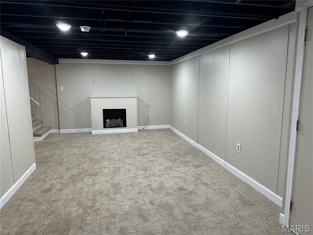 7230 Howdershell Road, Hazelwood, MO 63042