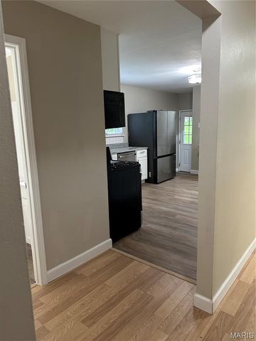 7230 Howdershell Road, Hazelwood, MO 63042