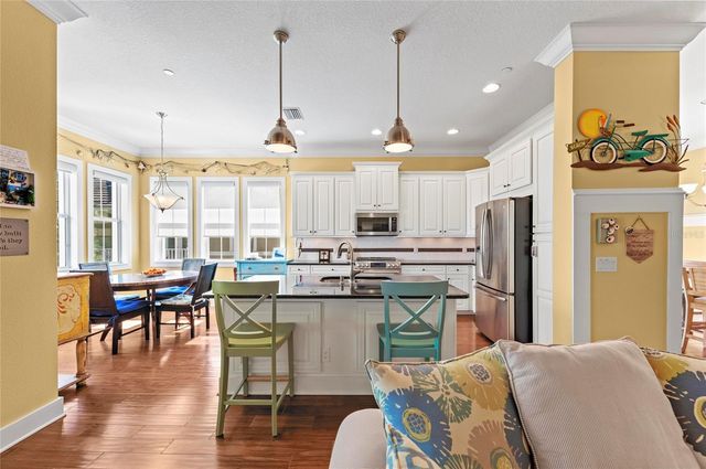 267 SAPPHIRE LAKE DRIVE 202, Bradenton, FL 34209