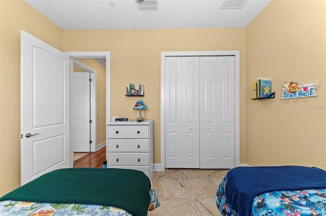 267 SAPPHIRE LAKE DRIVE 202, Bradenton, FL 34209