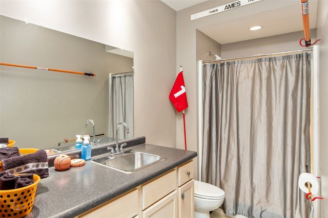 2609 Somerset Drive, Ames, IA 50010
