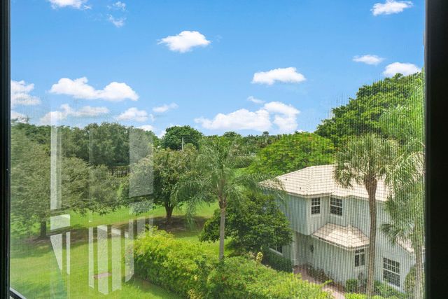 7202 Promenade Drive 401, Boca Raton, FL 33433