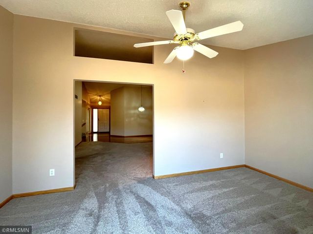 17256 Deerfield Drive SE, Prior Lake, MN 55372