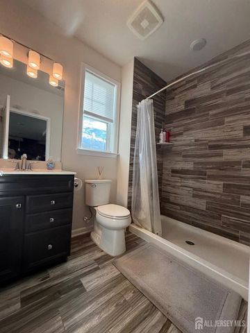 302 Dickson Court, Highland Park, NJ 08904