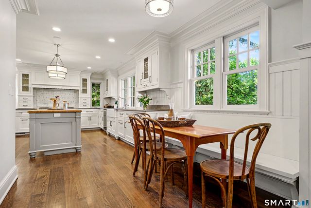 322 Main Street, New Canaan, CT 06840
