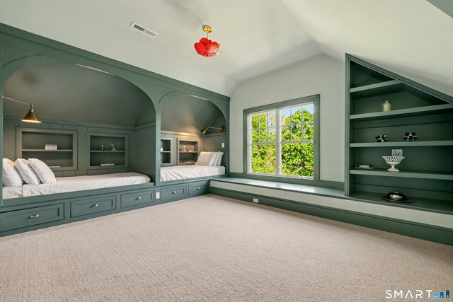 322 Main Street, New Canaan, CT 06840