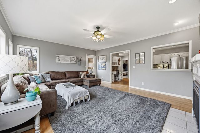 3004 Orrian Drive SE, Cedar Rapids, IA 52403