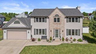 602 Woodland CIRCLE, Waterford, WI 53185