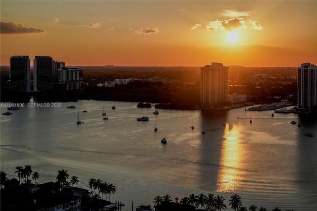 2000 Island Boulevard 2404, Aventura, FL 33160