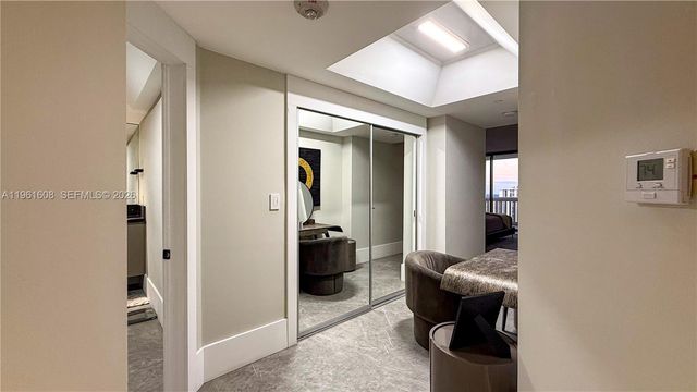 2000 Island Boulevard 2404, Aventura, FL 33160